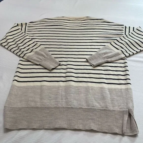 Orvis Women’s Stripe Merino Wool Sweater Size Medium - Picture 5 of 6